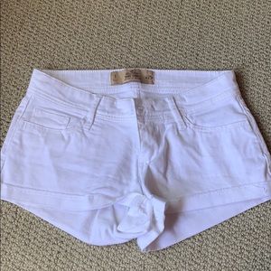 White hollister shorts